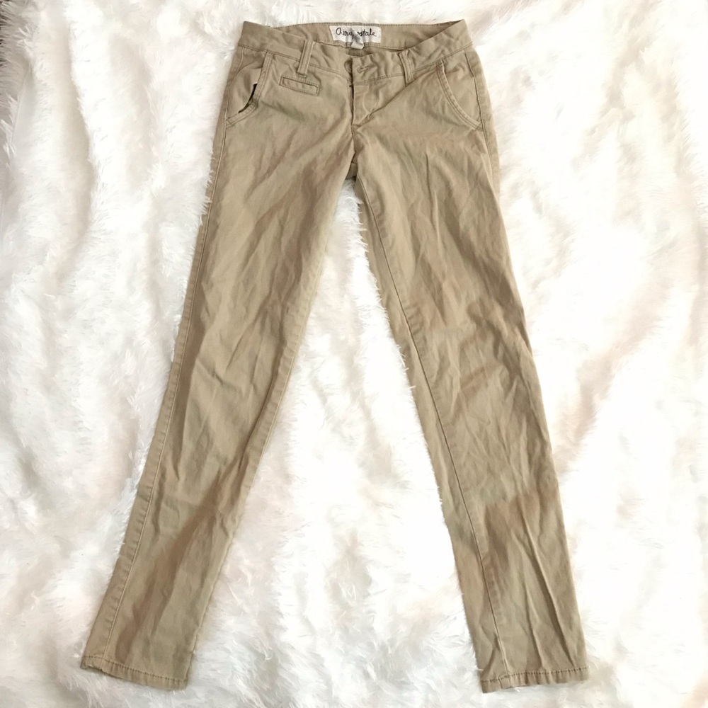 ‼️3 for $15‼️ Aeropostale khaki cargo pants